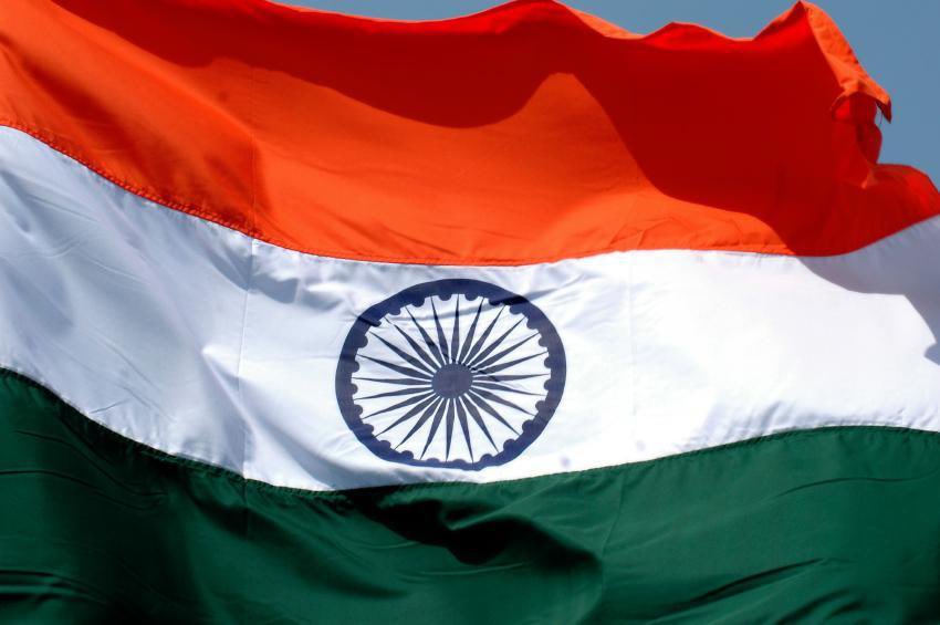 आज़ाद मुल्क मुबारक 
आज़ाद फ़िज़ाएँ मुबारक 
आज़ाद सोच मुबारक 
आज़ाद है आबाद है 
मज़बूती का नाम हिंदुस्तान है 
वंदे मातरम
#JaiHo #IndependenceDayIndia
