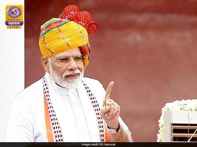 ndtv's tweet image. #IndependenceDay | &quot;In the first 70 years of our Independence, we became a 2-trillion-dollar economy. But only in the last 5 years, between 2014 and 2019, we added 1 trillion dollars making India a 3-trillion-dollar economy&quot;: PM Modi.

Live coverage: ndtv.com/india-news/pm-…