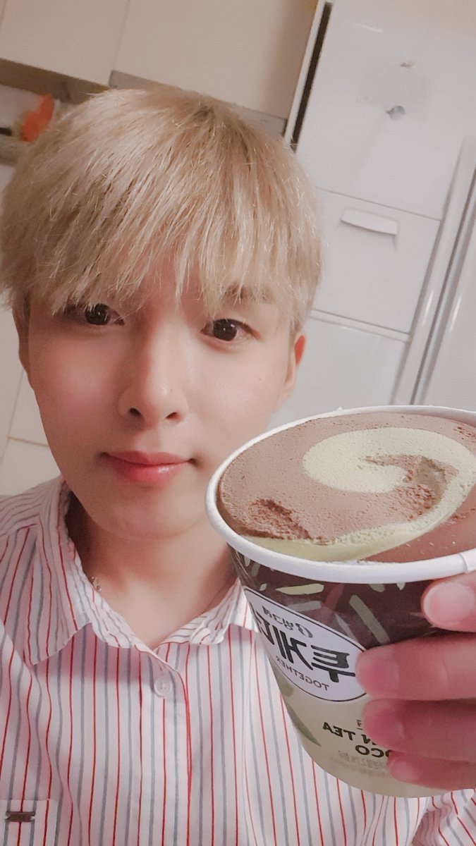 WookiePoe's tweet photo. why so cute oppa?
#SUPERJUNIOR #Label_SJ #Ryeowook https://t.co/KiynkTi7q6