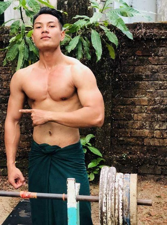 htmuscle's tweet photo. #myanmar #fitness #handsome #muscle #tatoo #hunk #asian #teacher https://t.co/yAe1XF77eO