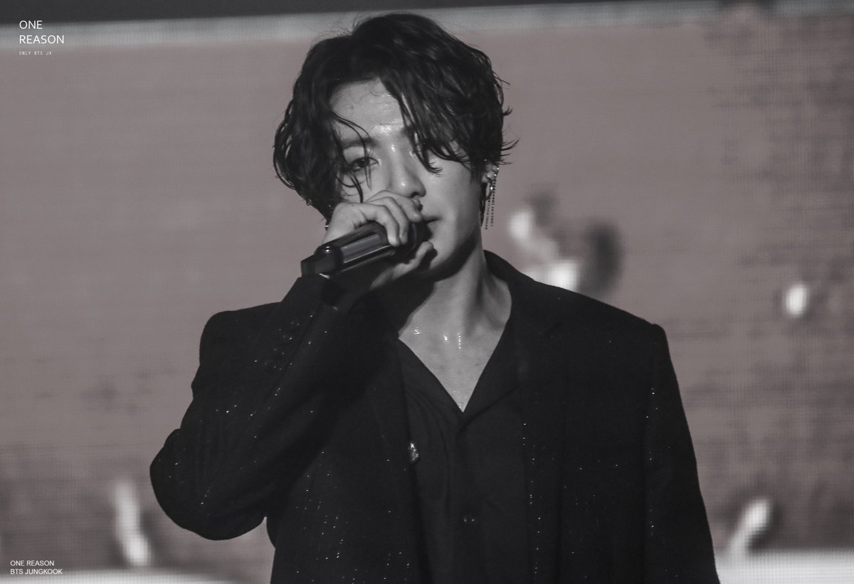 ONE_REASON_JK's tweet photo. 190811 롯데 패밀리 콘서트

“You gave me the best of me So you’ll give you the best of you."

#정국 #JK @BTS_twt  #Jungkook #BTS https://t.co/CnY6KcybPH