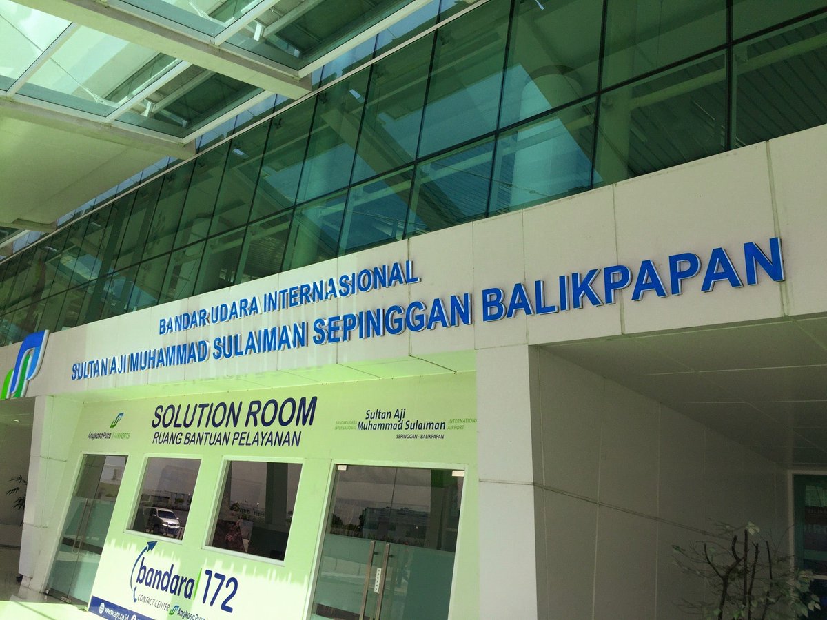 SUPERisMAN's tweet photo. Dua kali ke Kalimantan...
.
.
.
.
.
.
.
.
.
.
.
.
.
.
.... dan dua-duanya cuma transit.
😅😅😅 (@ Sultan Aji Muhammad Sulaiman Sepinggan Balikpapan International Airport (BPN) in Balikpapan, Kalimantan Timur) https://t.co/6XKdODJF0q https://t.co/sN6nAza5Gc