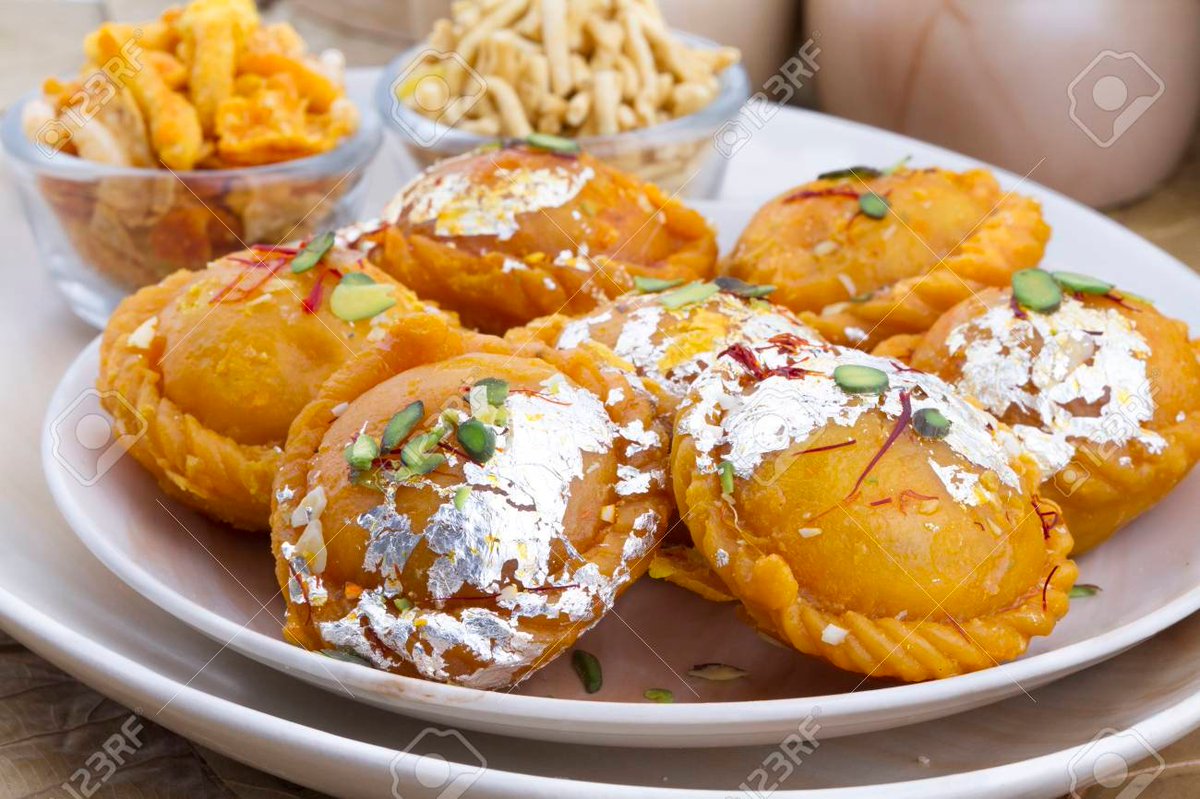 DEVBHOGFOODS's tweet photo. DEVBHOG - THE TRUST OF PURITY
                        sweet recipe with DEVBHOG MAIDA  and khoya 😚🤩 https://t.co/pXlxgcm4UP