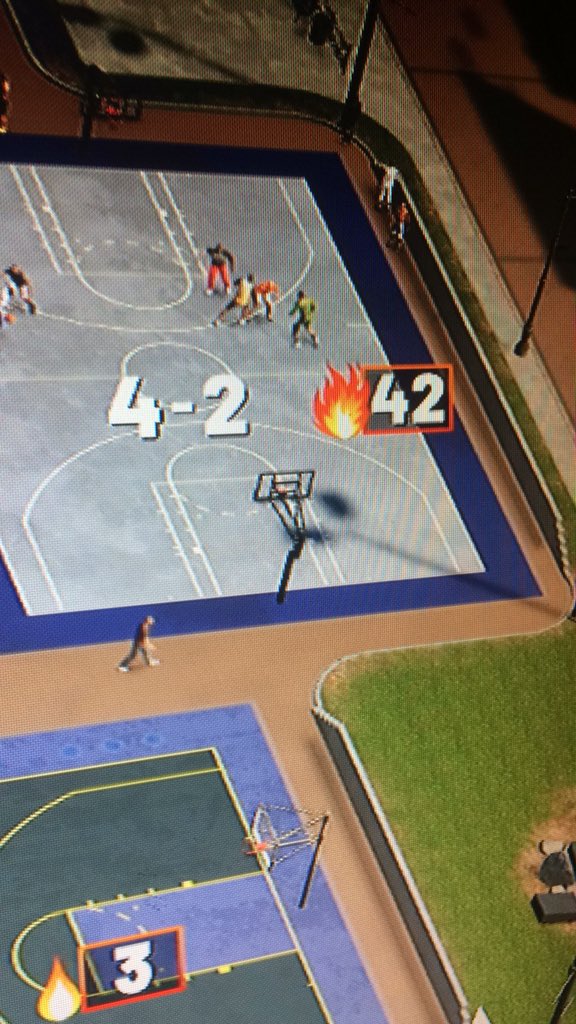 CrabTalk's tweet photo. @ImTrulyAngel @imdavisss @CallMeAgent00 @BaldCrackhead @DcuoLamonsta 42 game in my park y’all my favorite YouTubers come drop it off its C4 on the streak https://t.co/HQojuCpjxx