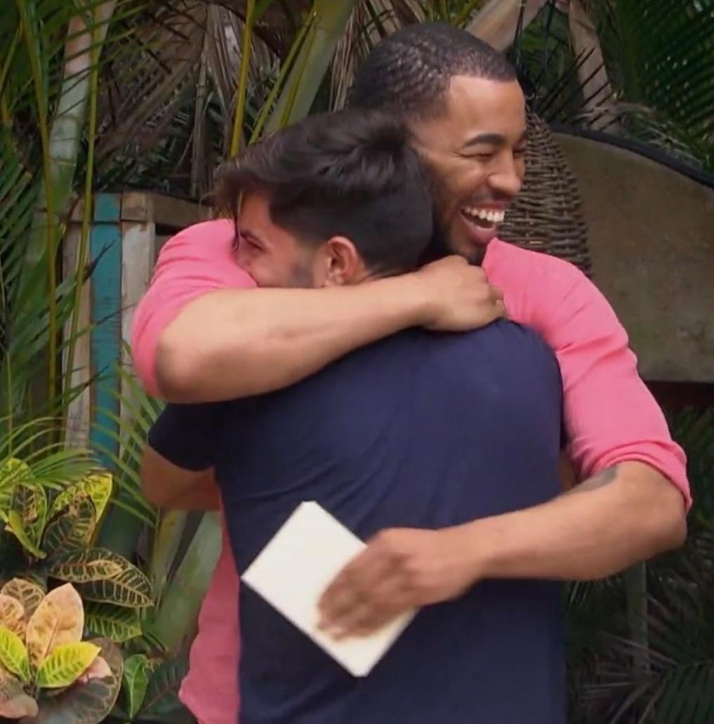 r_pabatso's tweet photo. Two men that need to be protected at all costs #BachelorInParadise https://t.co/h4VrK1n76R
