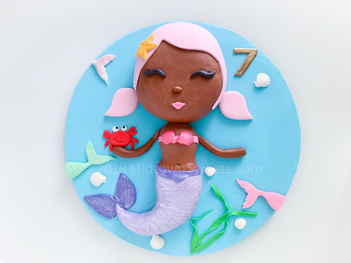 MidtownSweets's tweet photo. Happy 7th Birthday to my Lil Bit! 🎂 🧜🏽‍♀️

Mermaid Birthday Cake:

#mermaidcake #mermaidcakes #mermaidlove #mermaidlovers #mermaidparty #mermaidtheme #cakedecoration #edibleart #mermaidtail #mermaidtails #fondantart #undertheseaparty #cakeart #mermaids #cupcaketoppers https://t.co/Mn9qTbV0kS
