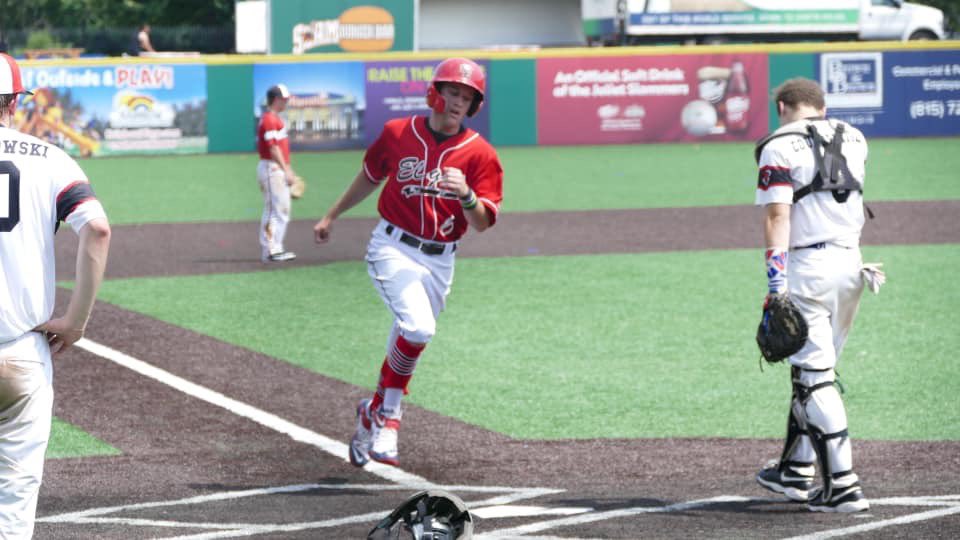 EPost57's tweet photo. #Post57 2019 Offensive Player of the Year, Ryan Dominick! https://t.co/IYvX2jkmR9