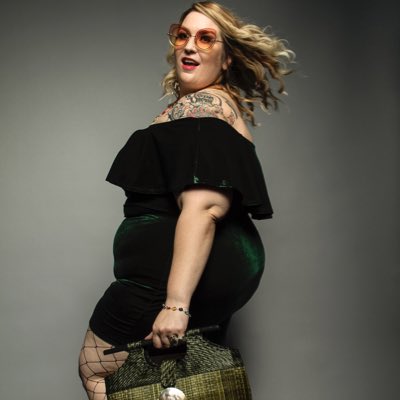 suggamonkeybae's tweet photo. #NewProfilePic as featured in #BeyondYourFrame Magazine wearing fashion from #LibraryOKc #Subscription service and carrying an #IAsThreads an all #sustainablefashion purse
Catch all details and more #bts from this shoot in #nyc on the blog this week! https://t.co/gidJd9SQTU https://t.co/criNJz0g3f