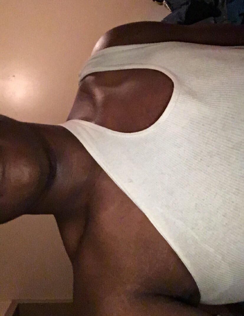 vonnskiiii's tweet photo. Y’all females be paying mad money for shit you can make at home😂😂 https://t.co/jEjMyHTbCE