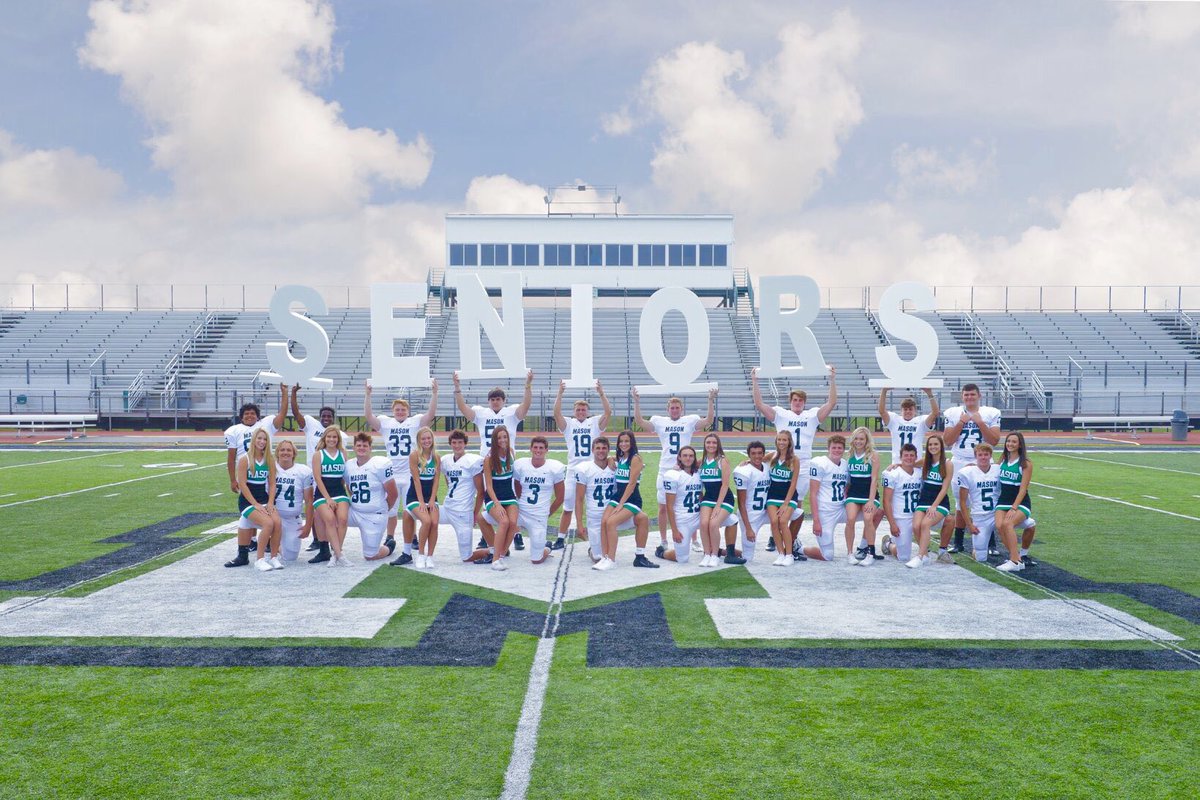 Kim Hulbert (@kbhulbert) on Twitter photo Introducing The MHS Class of 2020 Football players and Cheerleaders <a href="/LTeam58/">LGL Team58</a> <a href="/CheerMHSComets/">Mason Cheerleading</a> <a href="/MasonSchools/">Mason City Schools</a> 🏈💚🖤💫 Introducing The MHS Class of 2020 Football players and Cheerleaders <a href="/LTeam58/">LGL Team58</a> <a href="/CheerMHSComets/">Mason Cheerleading</a> <a href="/MasonSchools/">Mason City Schools</a> 🏈💚🖤💫