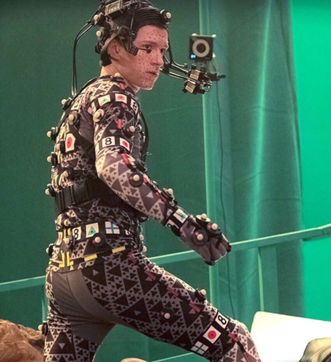 Tom Holland Thailand tweet media
