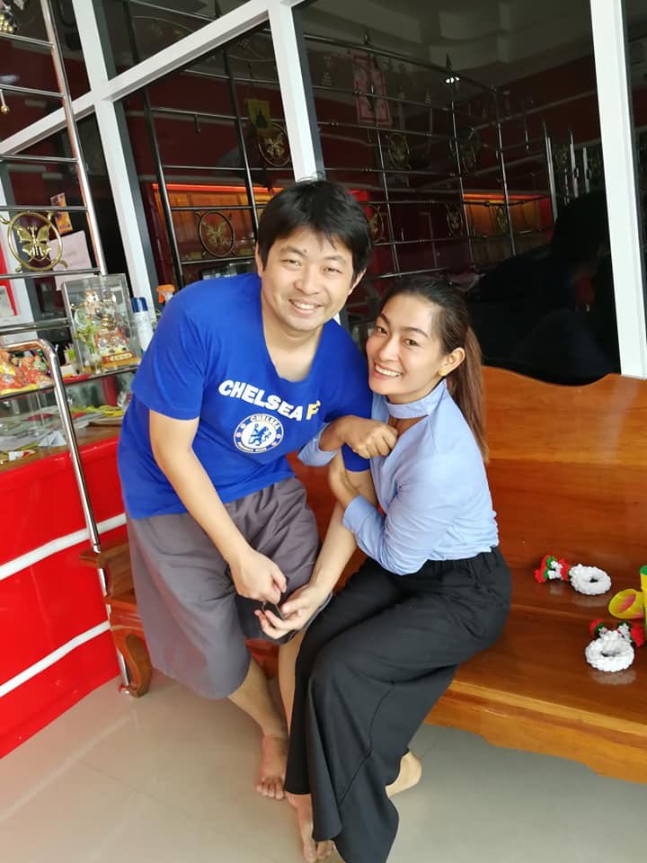 Insaysay's tweet photo. ไหว้แม่นะลูก🥰🥰 https://t.co/JXYTnHbQrk