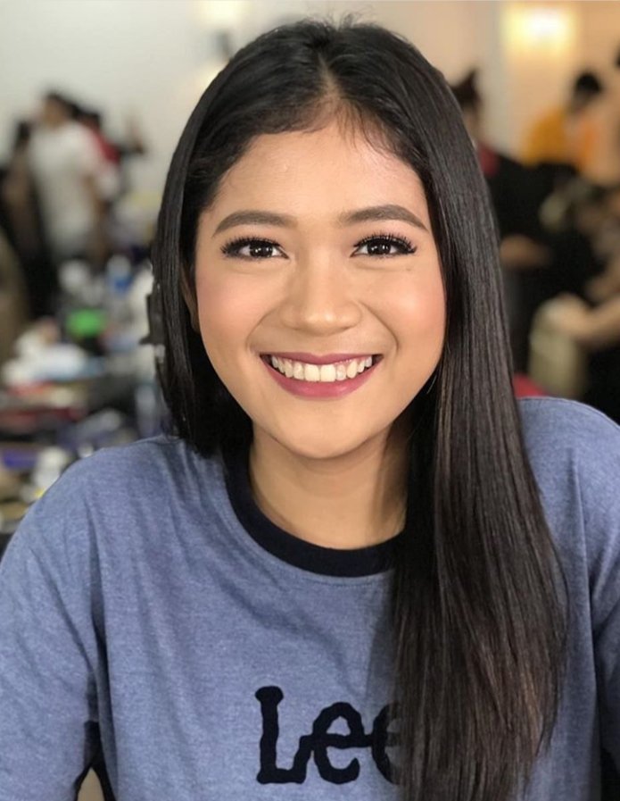 kristnaticsofc's tweet photo. Miss this beautiful lady , We Love You @Krisvertudez1 😍💚👸 https://t.co/4jCdKWNerf