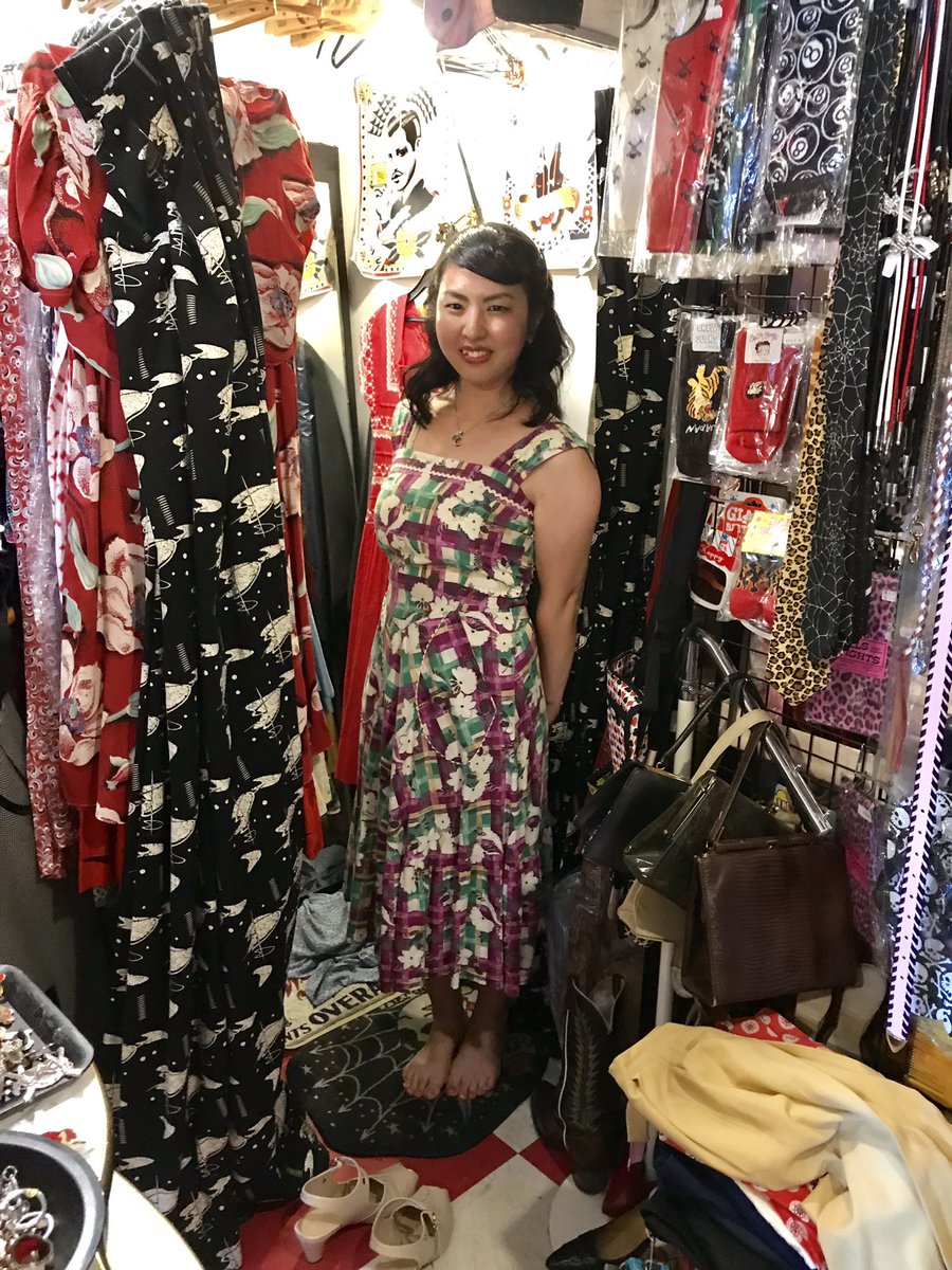 原宿jack S 1940 S 50 Sビンテージワンピースをkasumiちゃん試着 只今お盆saleということで円の40 Sワンピースが Offで円 レプリカより安い Jacksvintageclothing Jumpinjacks 原宿ジャックス Harajukujacks 40s 50s Rockabillygirl 原宿jack S 1940 S 50 Sビンテージワンピースをkasumiちゃん試着 只今お盆saleということで円の40 Sワンピースが Offで円 レプリカより安い Jacksvintageclothing Jumpinjacks 原宿ジャックス Harajukujacks 40s 50s Rockabillygirl