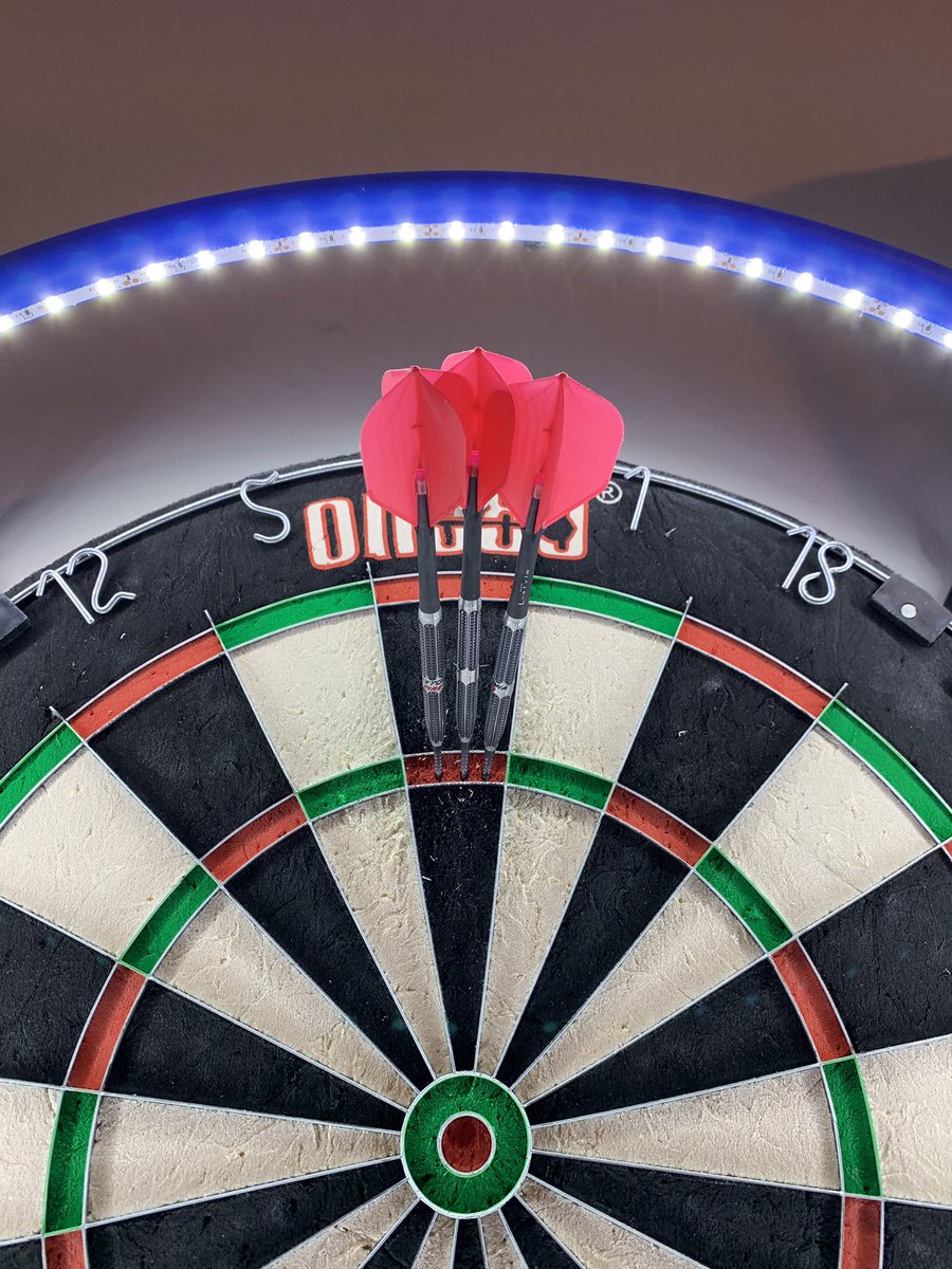 TheTitan180's tweet photo. #targetdarts #daytonafire #22g #steeltipdarts #stormpoints #diamondpoints #elysian #darts #dartboard #dartsnutz #thetitan180 #ton80 #lstyle #carbonshafts #carbon #lstylecarbon #redflights #lstylered #targetstormsurgepoints #surge #stormsurge #blacktips @TargetDarts @Lstyle_Japan https://t.co/ZxgY1u4SlF