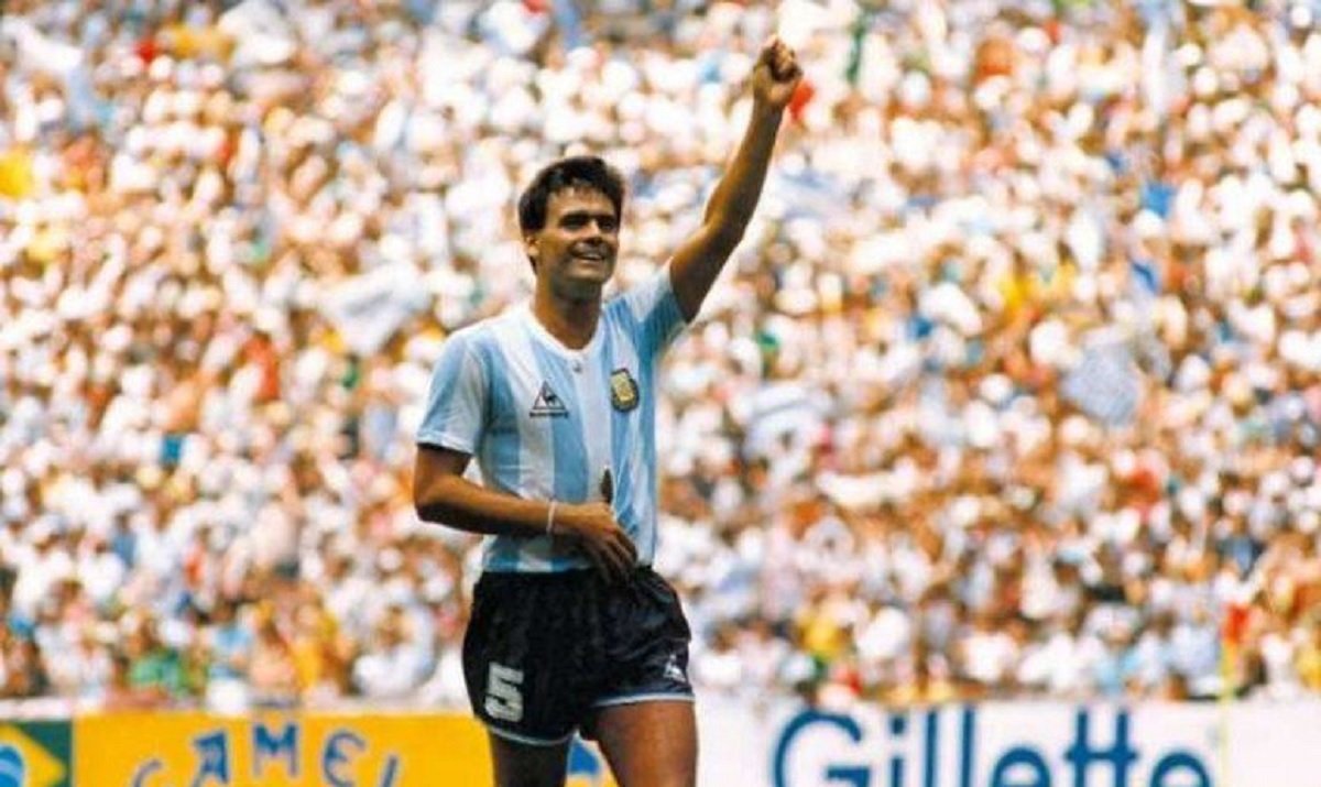 RiverPlate's tweet photo. Despedimos con profundo dolor a José Luis "Tata" Brown, héroe de la conquista argentina en México 86, y acompañamos a sus seres queridos en este duro momento. https://t.co/zPYxsyzyB3
