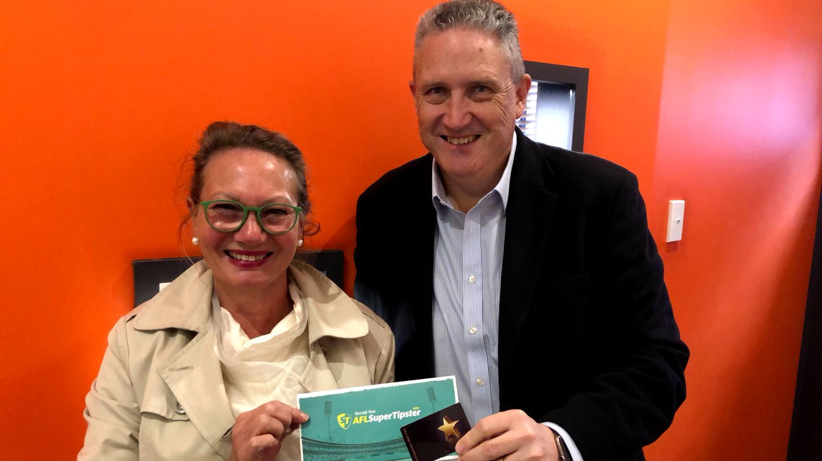 Curtis_Partners's tweet photo. Tim Curtis continues the agencies terrific record in the Herald Sun AFL Super Tipster comp by winning the $500 weekly prize as presented by the Weekly Times Melanie Stephens. Special thanks to the Hawks for getting the job done on Friday night!! https://t.co/HBSBhQLkKP