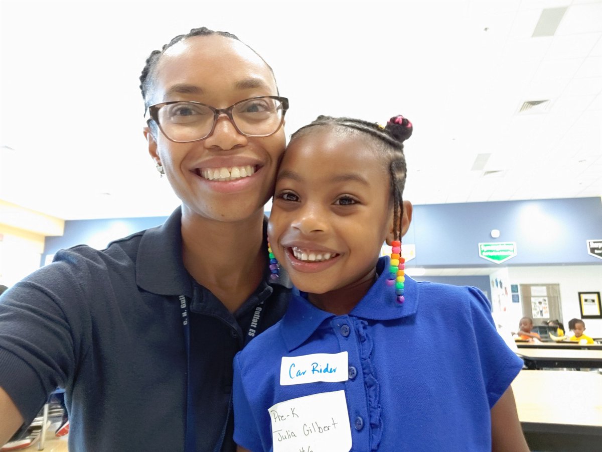 flattimo's tweet photo. This year my 1st day of school was extra special because I was able to start it with my little lady. #prekbound #1stdayofschool @GullattES1 https://t.co/V9e231Ngt4