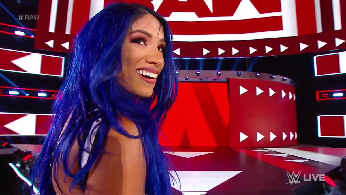 WWE tweet media