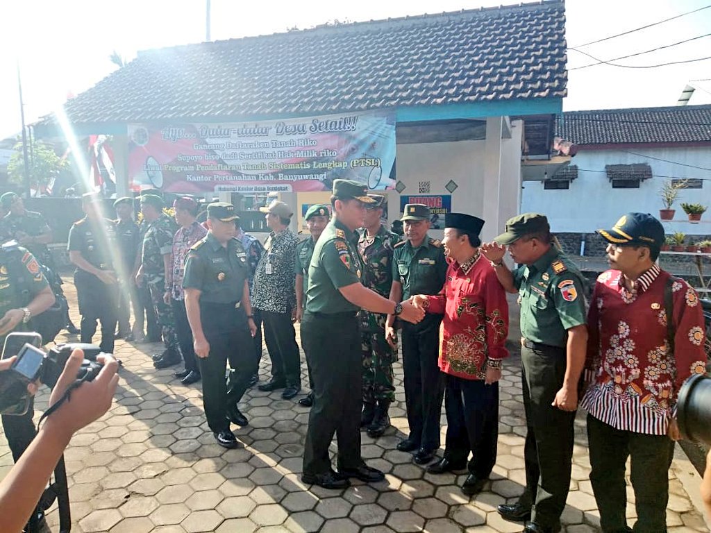 DPMD Kab. Bwi tweet media