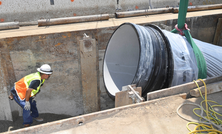 LADWP's tweet photo. FACTS! LADWP has installed the world's largest earthquake resistant water pipe, a two-mile section of the Foothill Trunk Line which is a major water conveyance artery that crosses the San Fernando Valley fault line. #reliability #infrastructurematters https://t.co/6mnUDXZEAL