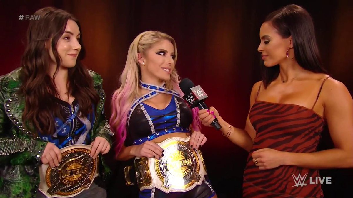 WWE tweet media
