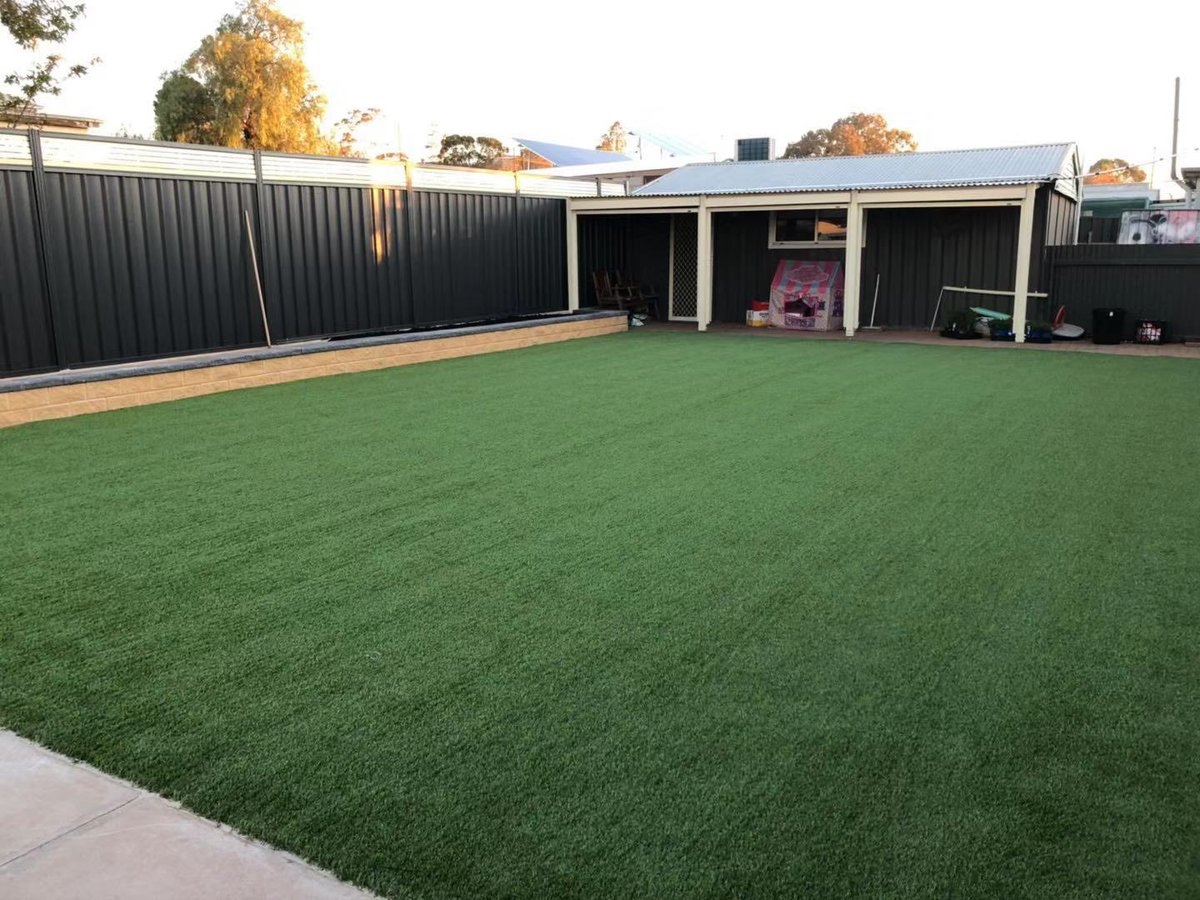 ChristineGu3's tweet photo. Garden, yards decorated by HISOA landscaping artificial turf in Australia as it is extremely soft, hard wearing and durable for 8-10 years 
For more information, please refer to 
https://t.co/CQuxbqBFm8 https://t.co/yi9ZLZ6eEl