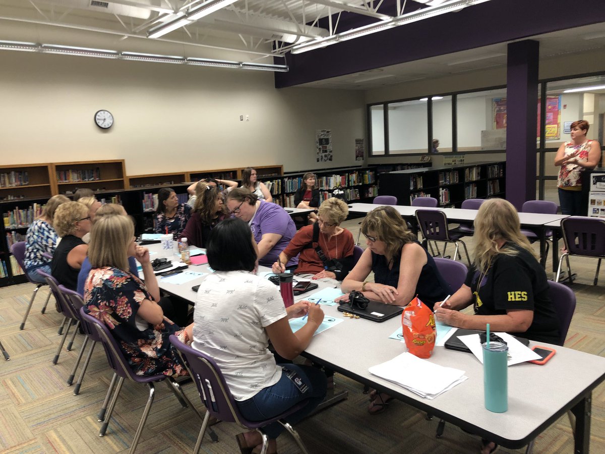 HoldregeDusters's tweet photo. Paraprofessional training at the Elementary and Middle School today. #HoldregeDusters #PositiveImpact https://t.co/NfbEqTlbSR