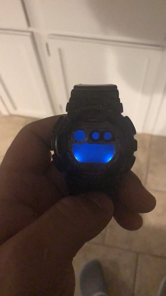 Caseylambo's tweet photo. @GShock_US any ideas what happened to my watch? I looked down and hit the light to look at the time and this is what it displayed! https://t.co/XtKHvKk4AO