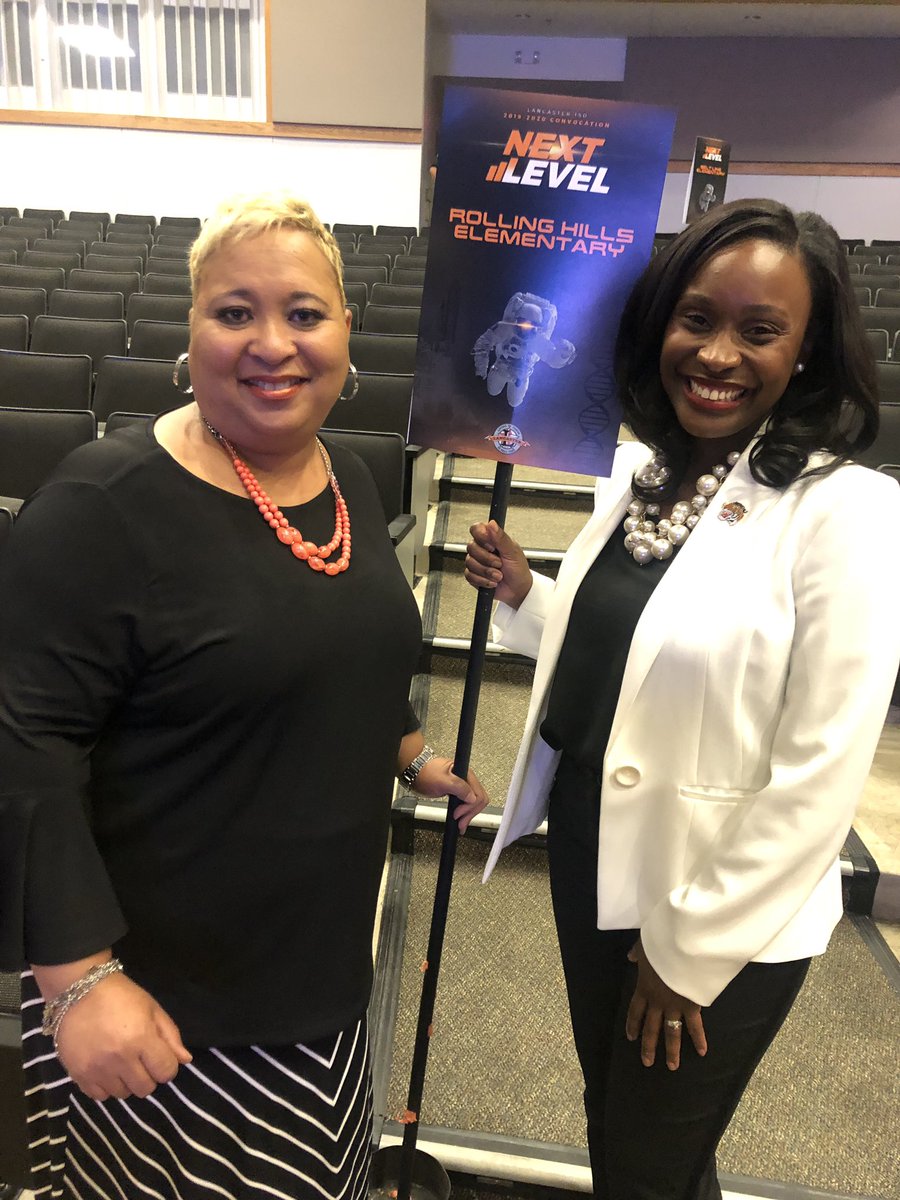 CherishPipkins's tweet photo. @LancasterISD Convocation was #NextLevel!  @ElijahGranger @mls_casper @HairstonClyde @totstevenson @sherese_nix #LISDNextLevel https://t.co/7OnWCHq88O