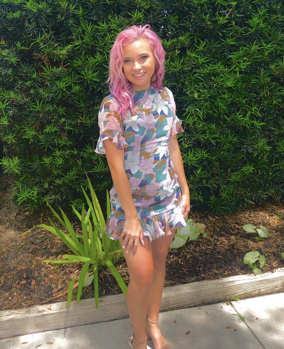 happy birthday to one of our beautiful exec members!! your hard work and determination does not go unnoticed, pi mu loves you!!💛💋💛 <a href="/cookiewinterlin/">Cookie🍪</a>