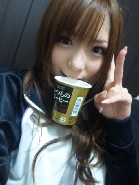 aYVTEXSb's tweet photo. コレ完全にアウトｗ⇒https://t.co/J8Gur2oQVL
普通に出会い探してたんだけど、即エ〇チとか望んでなかったのにぃ
まあ、そういうところだからしょうがないね。
話早いからそっちが目的ならオススメ https://t.co/8UEDyXXt1i
