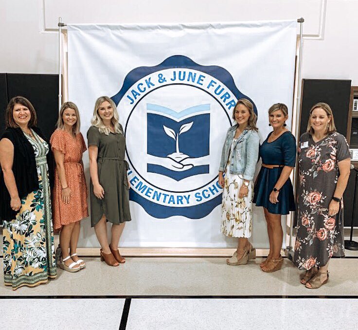 emily_doran14's tweet photo. Meet the Teacher was AMAZING! So excited for this year with our wonderful students and @FurrElem Family! ๐ #Prosper #FurrFirst https://t.co/Xq3gtgzyzl