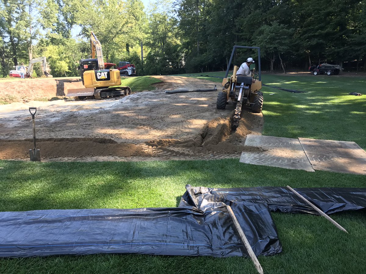 TotalTurfGS's tweet photo. Great first day at Burning Tree Club, MD. The crew led by PM, John Lytle was able to hit the ground running to get the first set of holes ready for Jim Wagner to come in this afternoon to start shaping........
#hansegolfdesign #ttgsinthemidatlantic #cavemanconstruction https://t.co/a08JHFIZH0
