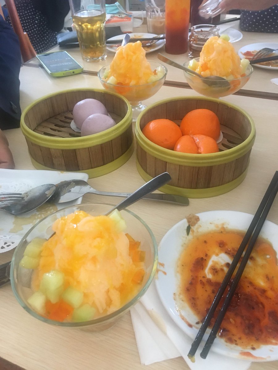 nitaani's tweet image. Langsuuung dikirim free mini snow ice creamnya.. mantap #dimsumday #tanggal13 #imperialkitchencilegon @ImperialKitche