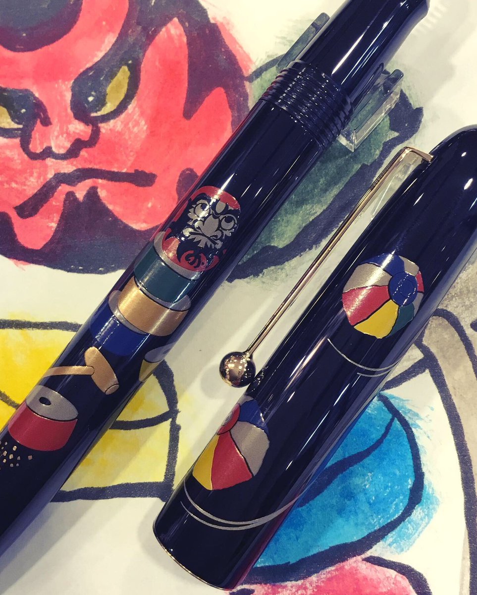 nagasawa_umeda's tweet photo. NAMIKI だるま落とし
NAMIKI くす玉
#ナミキ
#namiki
#namiki万年筆
#pilot万年筆
#万年筆
#ナガサワ文具センター
#nagasawa文具センター
#だるま落とし
#達磨
#ダルマ
#japanart
#japan
#伝統工芸
#日本文化
#fountainpen
#pearlwork
#和
#くす玉
#漆
#螺鈿
#fountainpenink
#パイロット万年筆 https://t.co/298zzIg5Mv