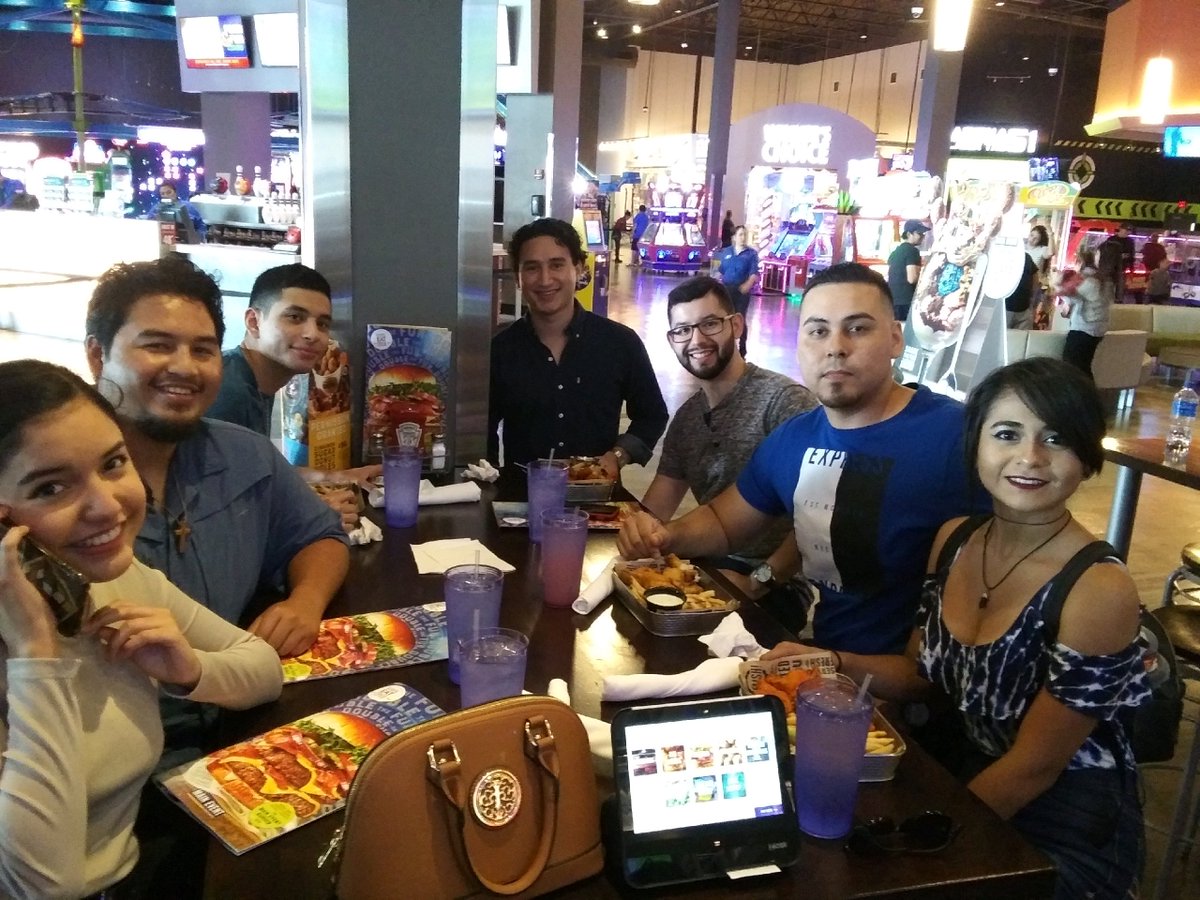 UTRGVUTeach's tweet image. Thanks to everyone who came to Kickoff! What a great way to start the year! #UTeachRGV