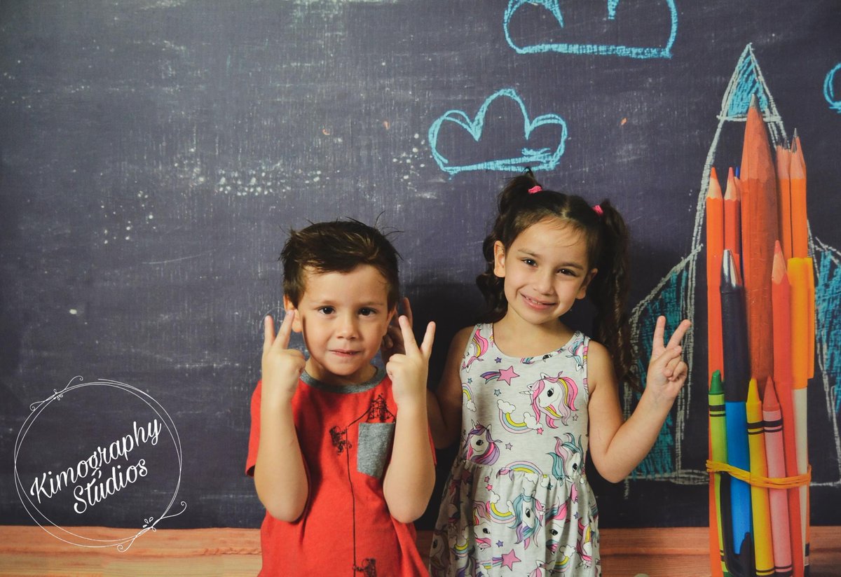 RecklessKimy's tweet photo. Damian's 1st Day of First Grade 💙
Destiny's 1st Day of Second Grade 💜
#FirstDayOfSchool https://t.co/mnyX2EAhOY