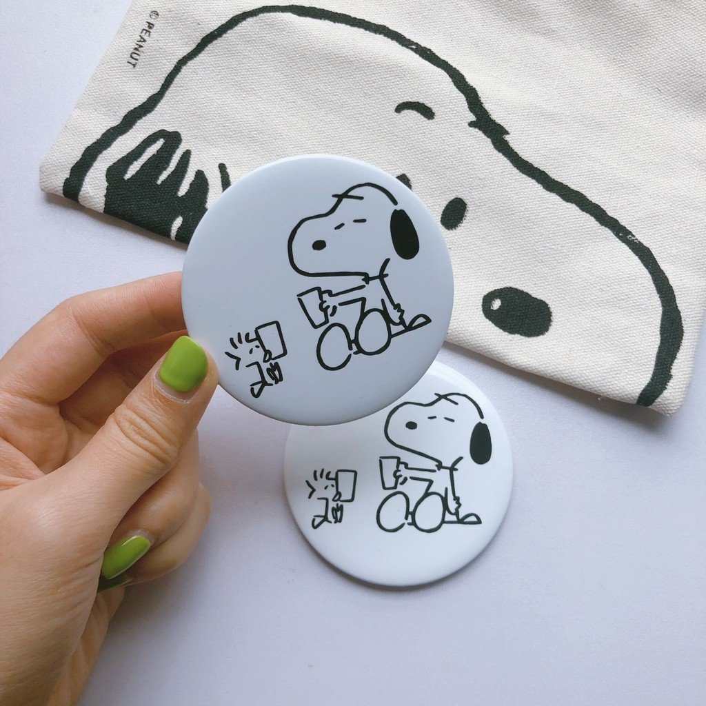 caturdayyyy_'s tweet photo. ( rt ) สุ่มแจก กระจกพกพาลาย snoopy จำนวน 10 ชิ้น 
เฉพาะ อซทซ. และ #markmin shipper  1 ชิ้น / 1 คน

ขอบคุณที่ร่วมเฉลิมฉลองวันเกิดให้น้องทั้งคู่ 💙💛
#HAPPYMARKLEEDAY 
#HAPPYJAEMINDAY https://t.co/YYKyh83VIa