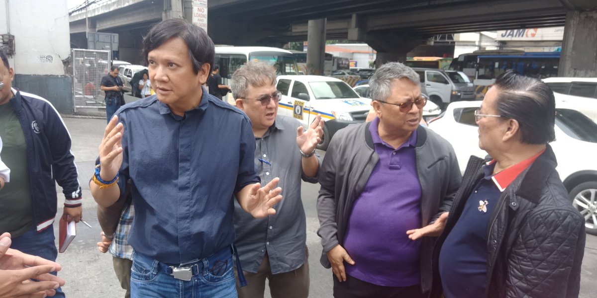dzrh5's tweet photo. LOOK: Quezon City Council sa pangunguna ni Ex-Cong at ngayon ay Councilor @winnie_castelo at QC TF for Transport &amp; Traffic Mngmt  nagsasagawa ng inspection sa mga terminal ng bus sa EDSA - QC. @dzrhnews @QCPublicAffairs @MMDA @SenGracePOE @DILGPhilippines @officialqcmayor https://t.co/CmiYa9cfOO