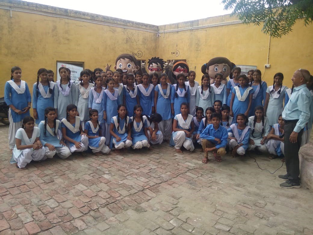 DaburIndia's tweet photo. #Dabur and #FSSAI conducted an #awareness drive in Bappa Rawal Higher Secondary School, Hapur, where Safe &amp; Nutritious Food #Mascots #MasterSehat and #MissSehat educated children about benefits of nutritious food and balanced diet.
#CSR https://t.co/MzjyxxLmyh