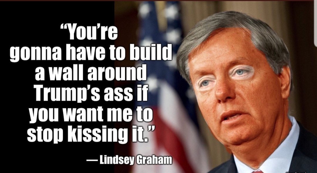 Mytquinn69's tweet photo. #MyFavoriteCombinations

My lips and Trump's buttocks. https://t.co/BbKxFV8cmf