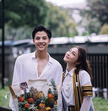 ดูรูปภาพบนทวิตเตอร์