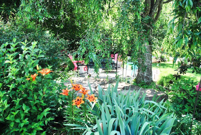 THE_INMOS's tweet photo. #BIMTECHNoida
TUESDAY MOTIVATION:
"To plant a garden is to believe in tomorrow."
- Audrey Hepbur
https://t.co/z4ki0ITFK1