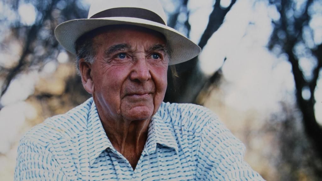 Alcorso was cut from a different cloth 

buff.ly/2YZYHnh

#TassieWine <a href="/Moorilla/">Moorilla</a>