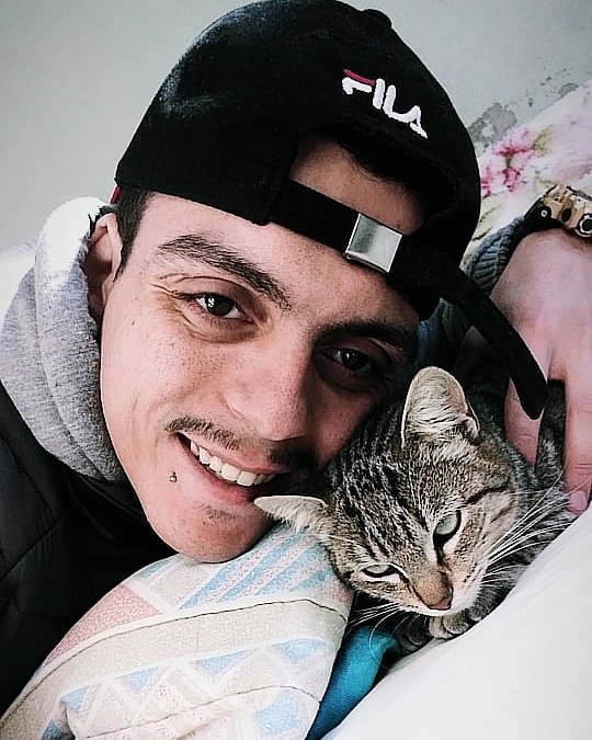 MCVRdaOZ_'s tweet photo. 😃🐱 https://t.co/sQxM5nF3KF