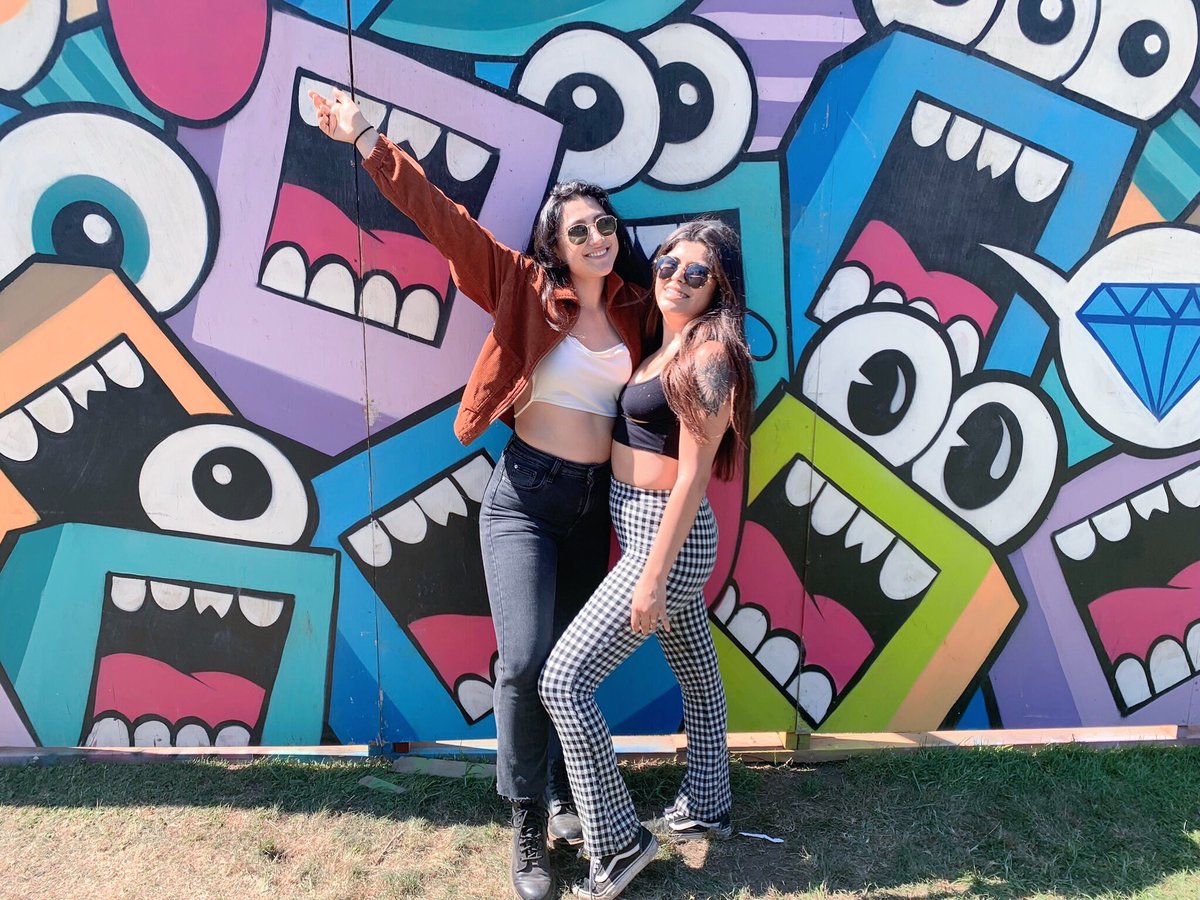 phisigsfsu's tweet photo. closing out festival season the right way...back in the city with our sisters✨ #phisigsfsu #summerwithphisig https://t.co/b6JZHyeRdT