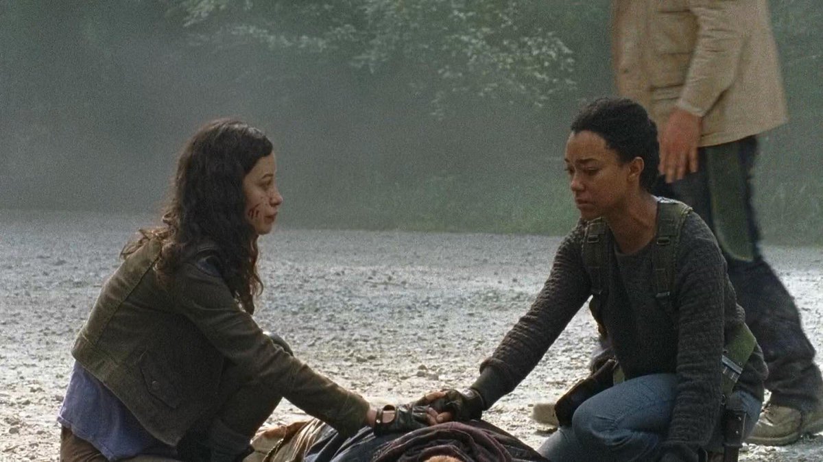 AllTheTWDTweets's tweet photo. Sasha Williams and Rosita Espinosa 🍏💚 #TheWalkingDead⁠ ⁠ #TWD⁠ ⁠ #TWDFamily⁠ ⁠#WalkingDead⁠ https://t.co/S57dBerz7l