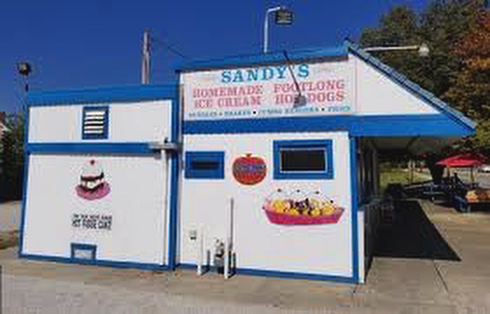cleicecream's tweet photo. The Cleveland Ice Cream Crawl will be showcasing a classic, Sandy’s Frozen Whip! Be sure to get your tickets with the link in the bio to catch them on the #cleicecreamcrawl 
___
Only 9 VIP tickets left - all on route 1. Get yours ASAP with $5 off with code CLEICECREAM5. https://t.co/P35Xv72ry5