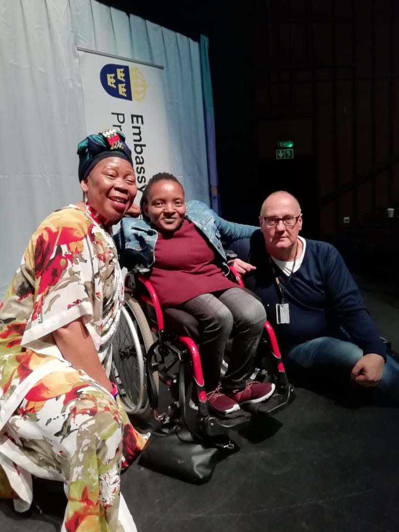 dflwits's tweet photo. We were literally blessed by the presence, stories and intention of South Africa's formidable elder, Mma Gcina Mhlope.

#TransformingArts #TransformingLives
@CTAOP @SwedeninSA @HeddaInSA @WitsUniversity @CoEHuman https://t.co/vyP9hscGM9